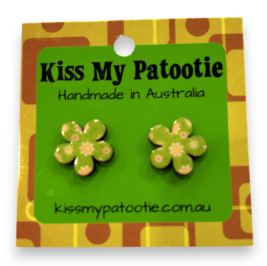 Retro wooden earrings  / studs