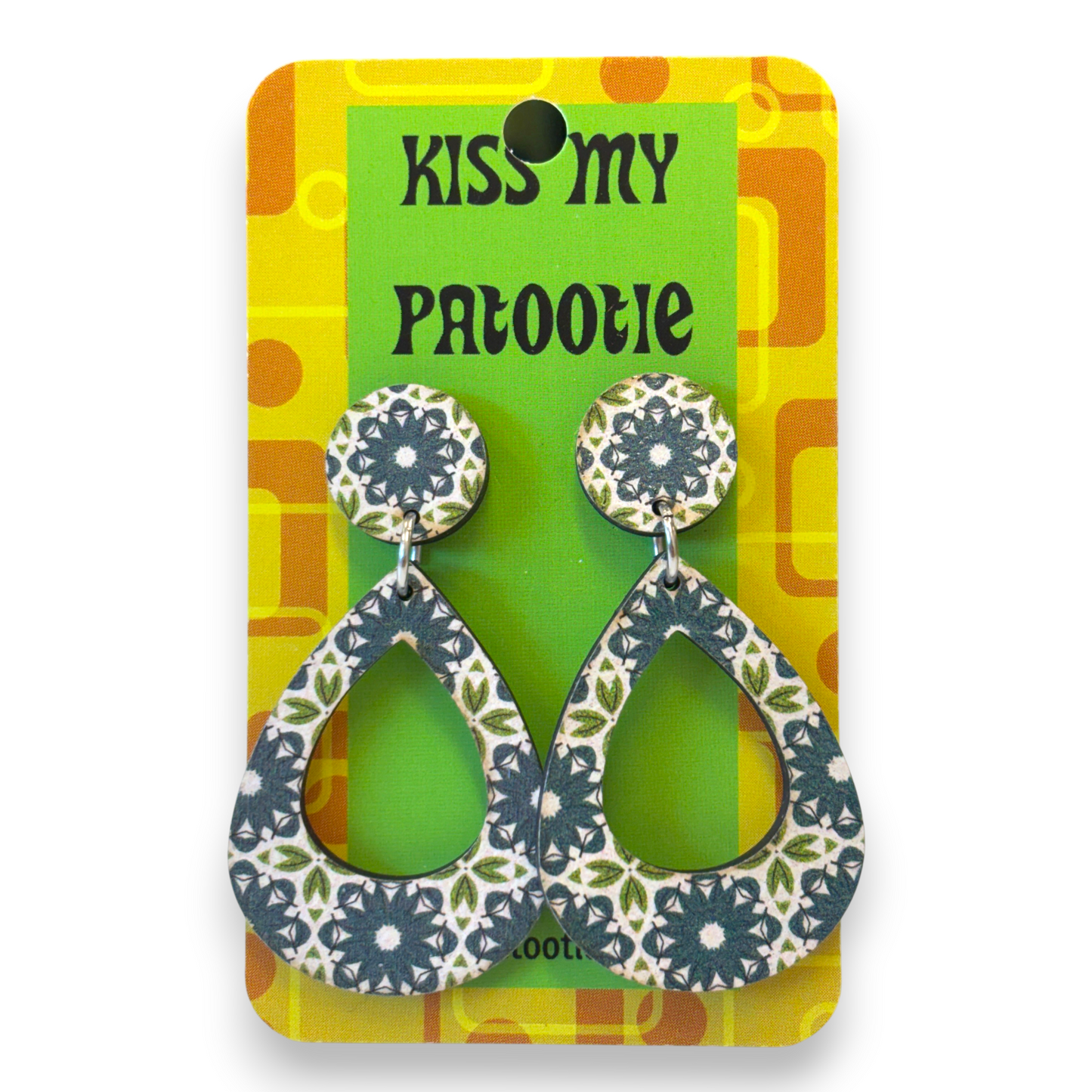 Retro wooden earrings