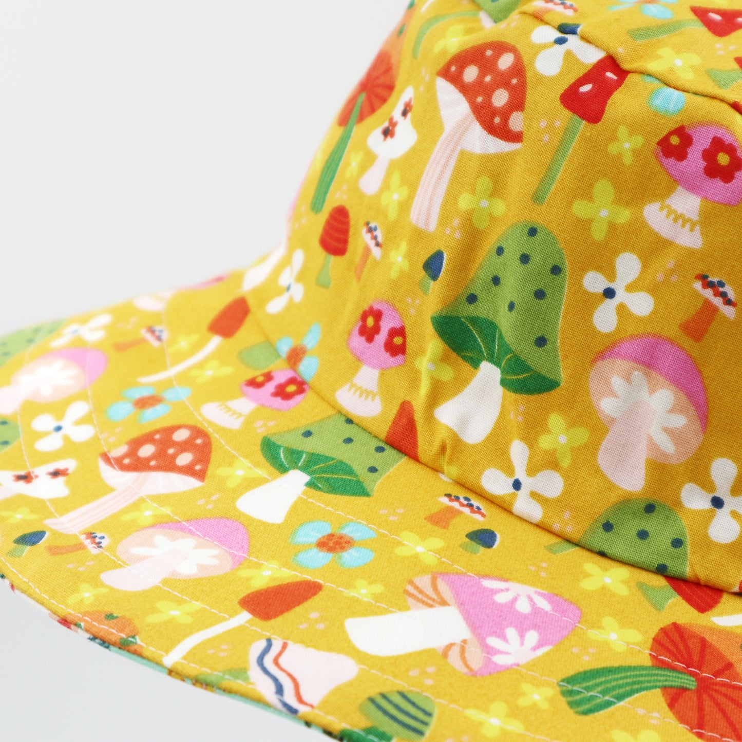 Reversible Sun Hat - Ladies & Girls sizes - vintage caravan