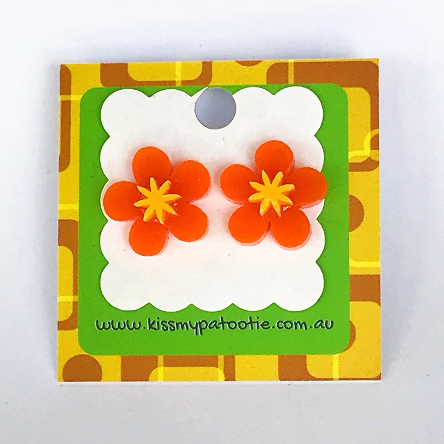 Flower laser cut acrylic earrings - daisy - orange