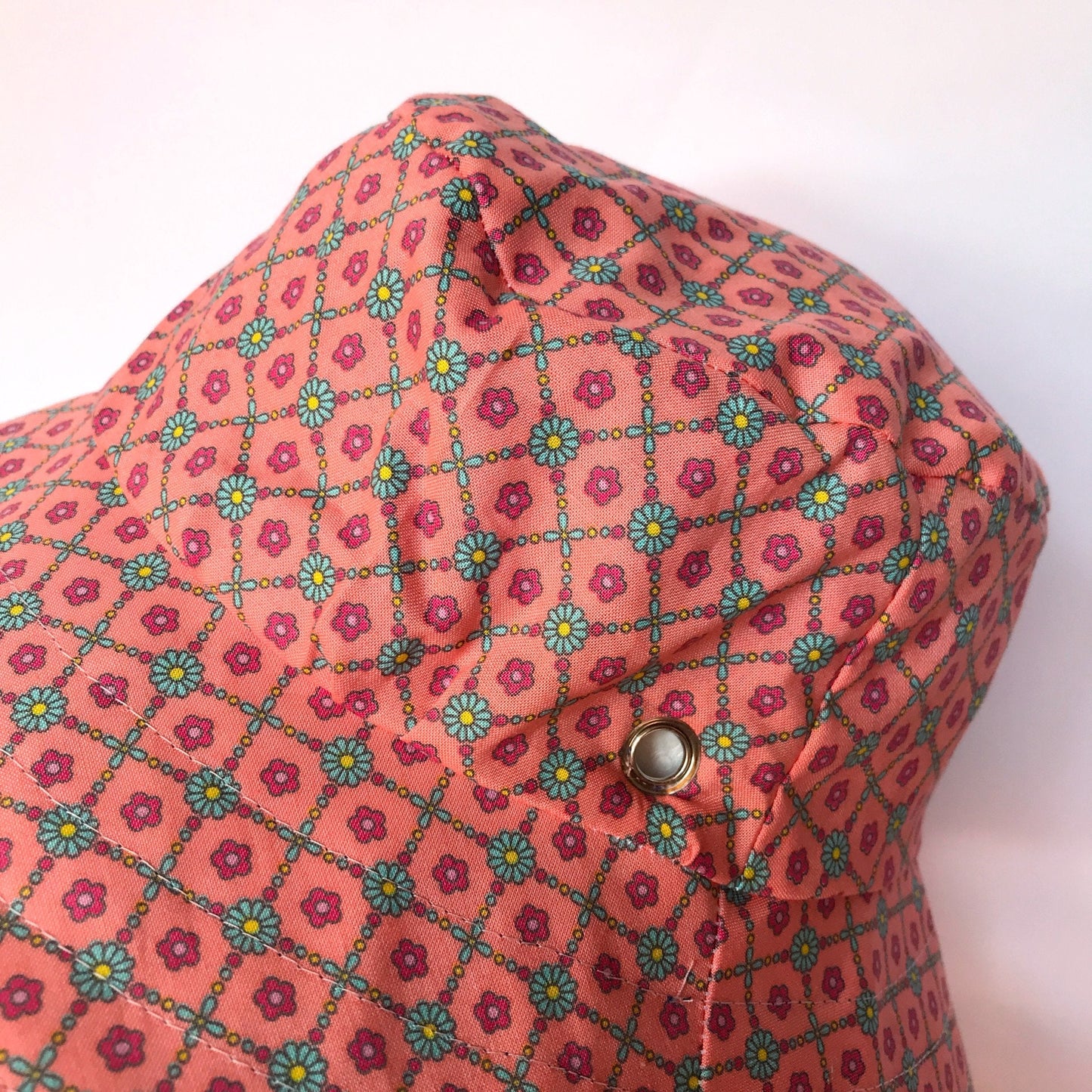 Hummingbirds Reversible Bucket Hat - girls sizes 3 mths - 6 yrs