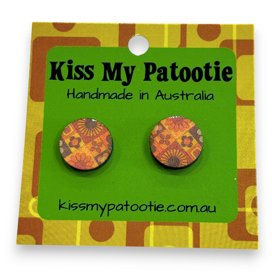 Retro wooden earrings  / studs