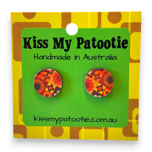 Retro wooden earrings  / studs
