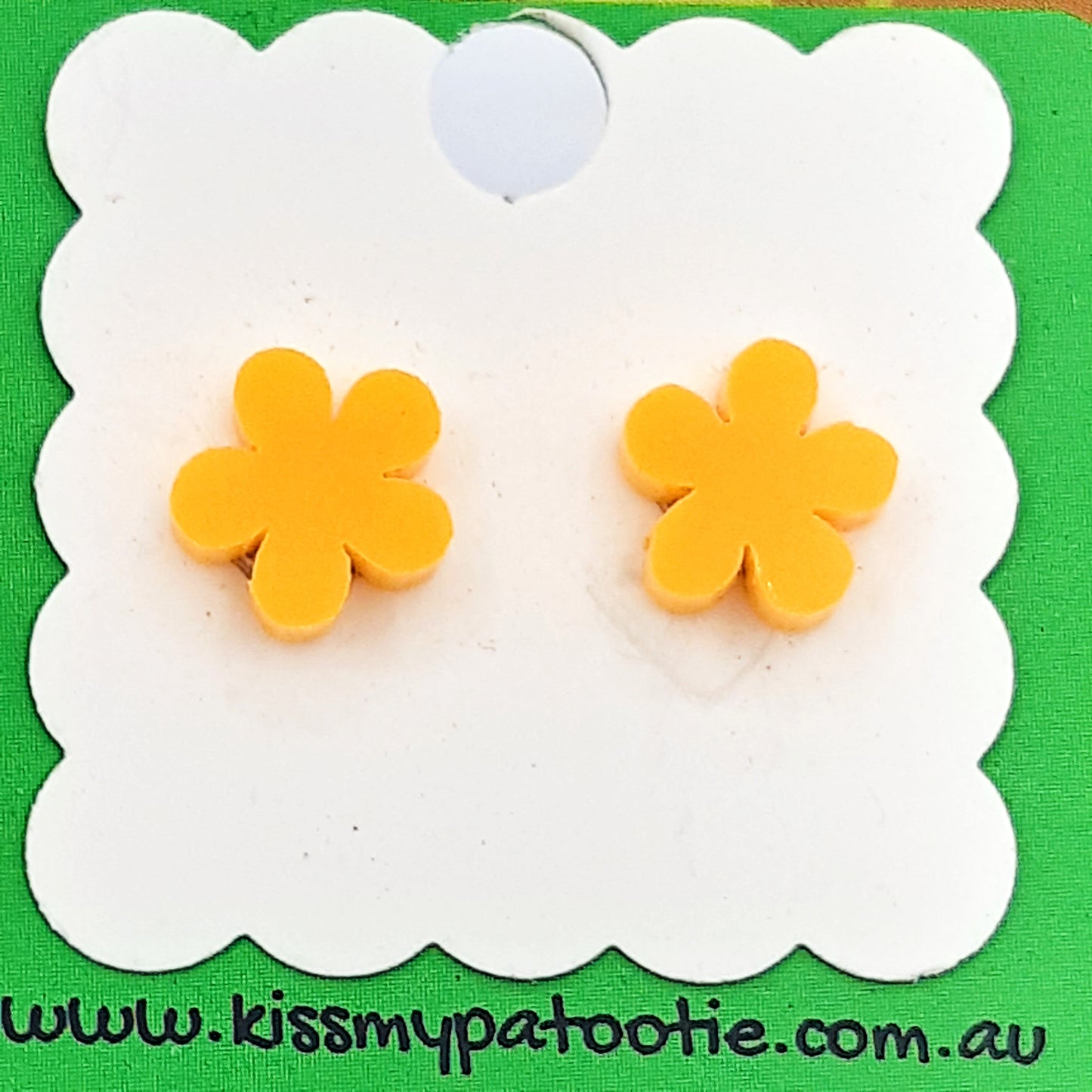 Flower laser cut acrylic earrings - daisy - yellow