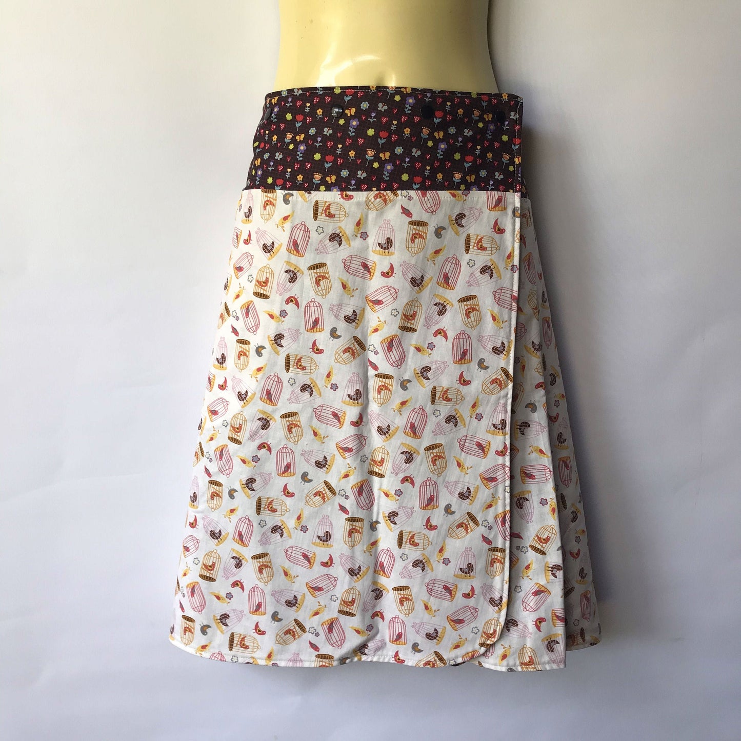 Ladies Reversible Wrap Skirt - cream & brown birds - Sizes 8 to 24