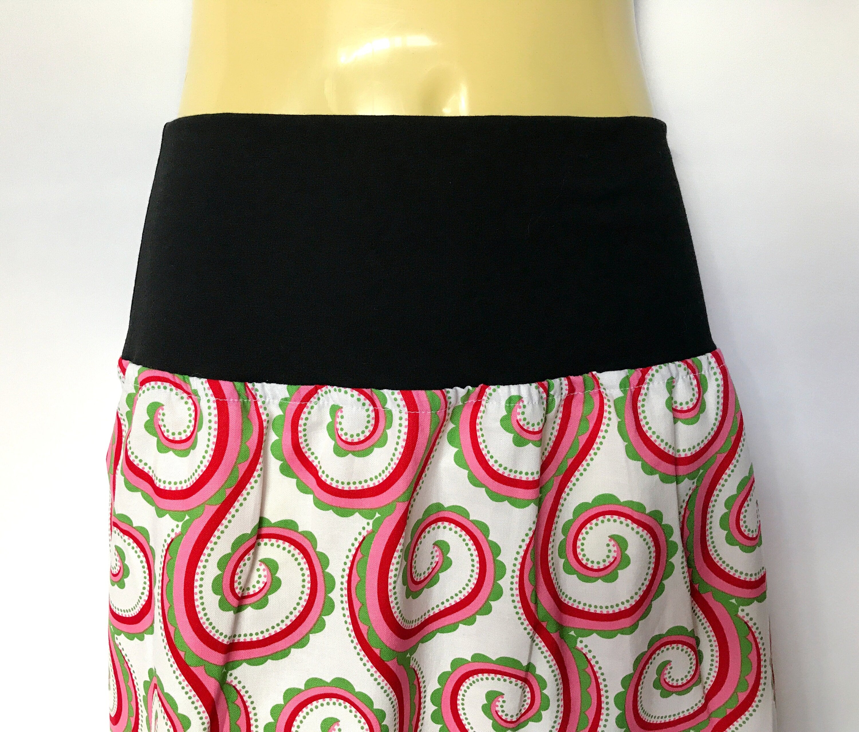 Ladies A Line Skirt sizes 8 24 retro spiral