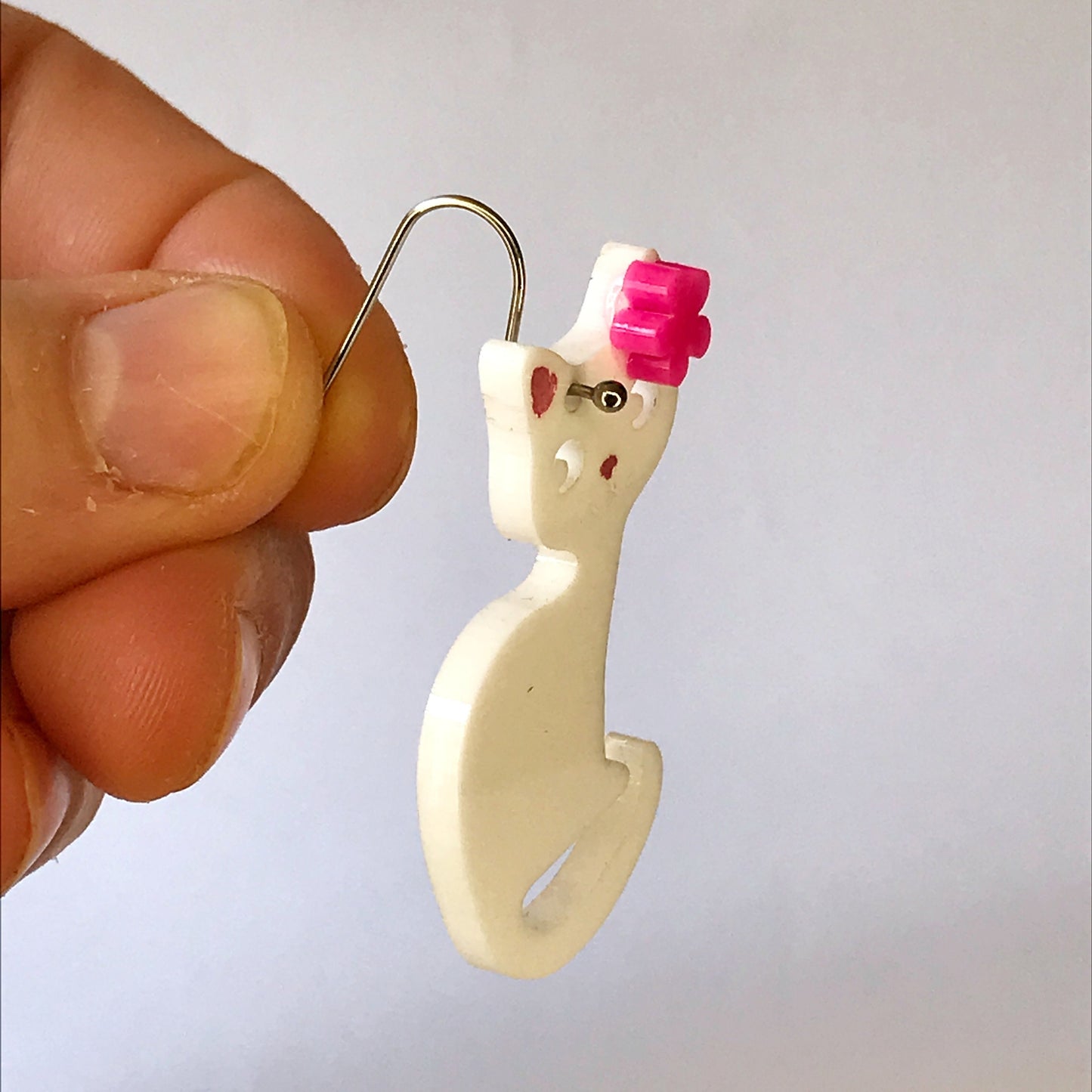 Kitty Cat Earrings - laser cut acrylic - white