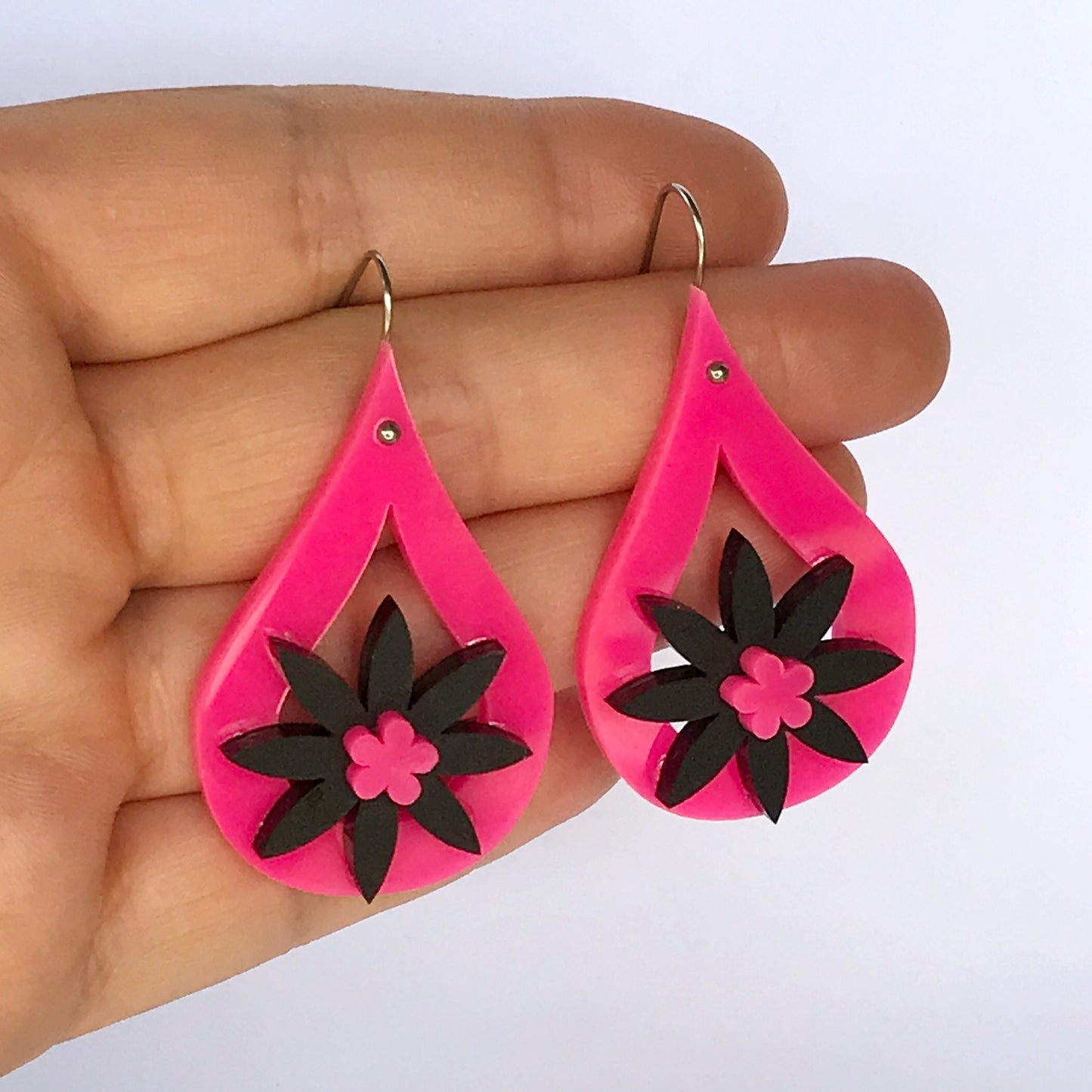 Teardrop Earrings - laser cut acrylic - daisy, hot pink